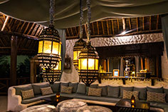 Breezes Lounge